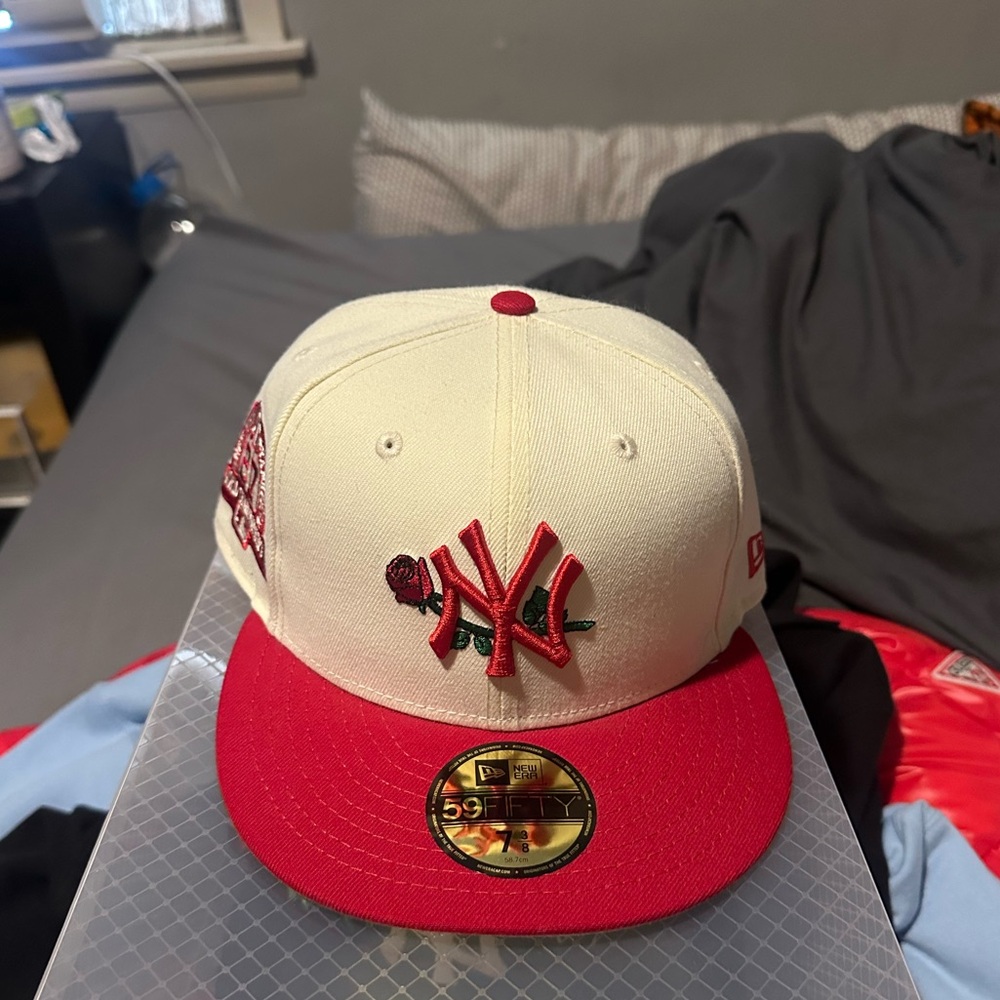 New York Yankees fitted hat